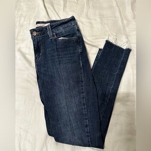 LEVI STRAUSS & CO QUALITY JEANS | size 26 | dark wash